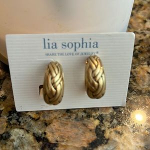 NWT - Lia Sophia Clip on Earrings - Gold